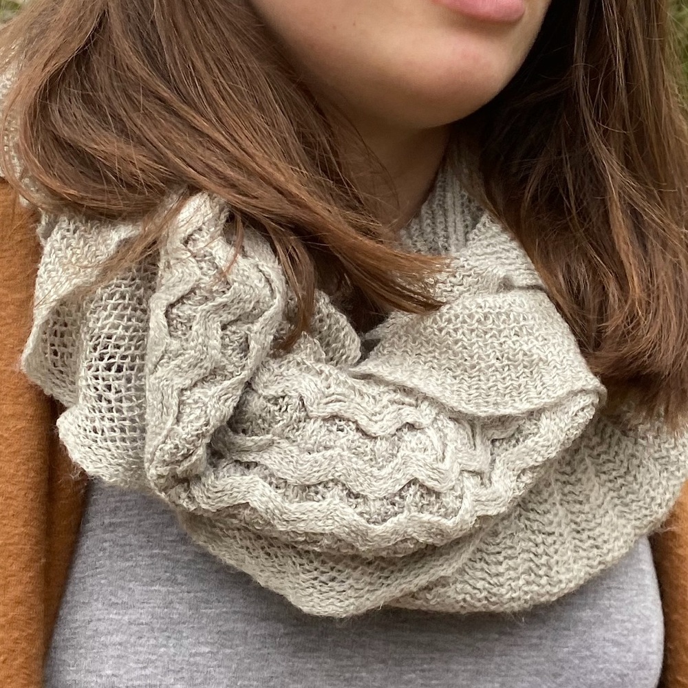 Grey Infinity Scarf - Picture 3 of 3